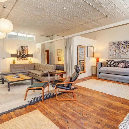 Ferienwohnung High-Design Downtown Loft